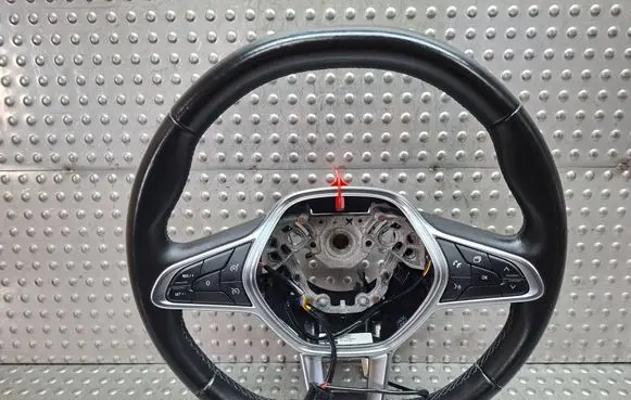 Renault Captur II Steering wheel S25071116 484000642R