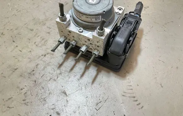 Mazda 2 ABS Pump DG9H437A0 06210245824