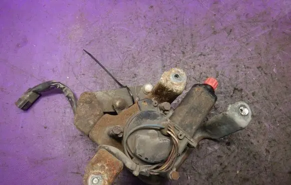 Mazda 323 Headlight level adjustment motor 