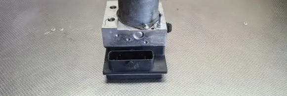 Audi A4 S4 B7 8E 8H ABS Pump 8E0614517BF