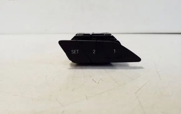 BMW i4 Seat memory switch 09867158