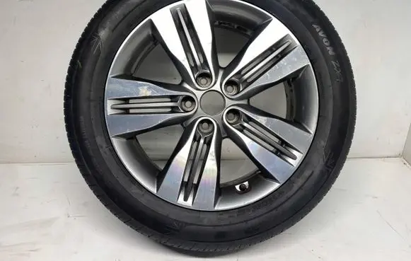 R18 alloy rim