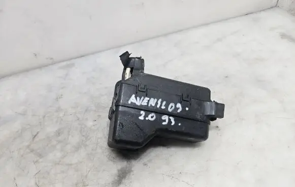 Toyota Avensis T250 Fuse box set