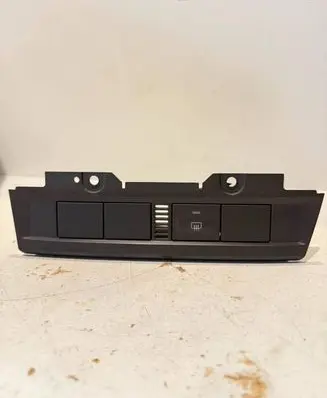 Ford Focus Windscreen/window heater switch 4M5113D734BC