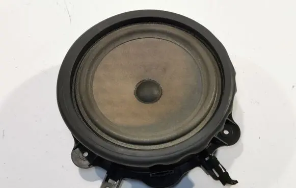 Audi A3 S3 8P Front door speaker 8P0035411 7606500214