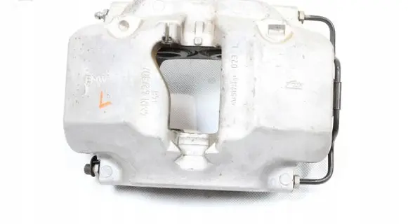 BMW 5 G30 G31 Front brake caliper