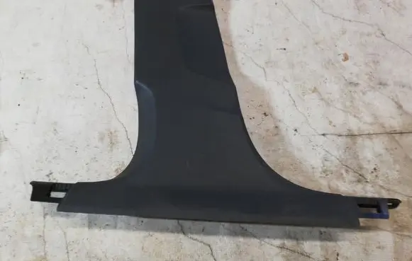 Audi A4 S4 B9 (B) pillar trim (bottom) 8W0867239