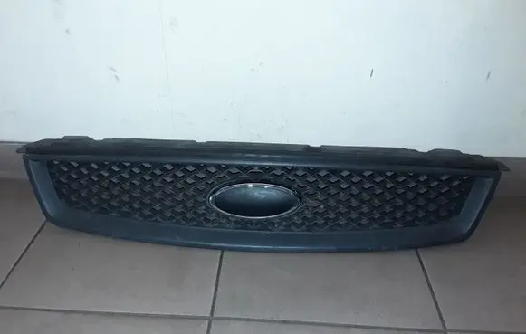 Ford Focus Front bumper upper radiator grill 4M518C436A