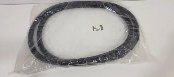 Land Rover Defender Front door rubber seal LR164728 L8B220708BD L8B220708