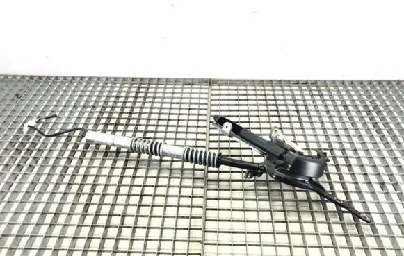 BMW 5 F10 F11 Shock absorber/damper mounting bracket 7207015