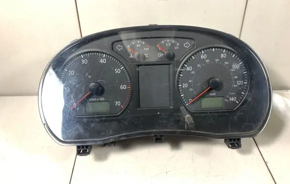 Volkswagen Polo IV 9N3 Speedometer (instrument cluster) 6Q0920903E