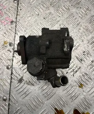 Audi A4 S4 B5 8D Power steering pump 8D0145155Q