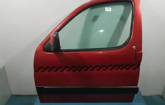 Peugeot Partner Front door