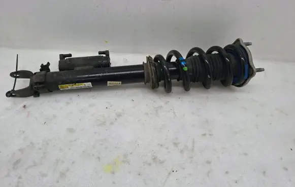 Mercedes-Benz C AMG W205 Front shock absorber/damper