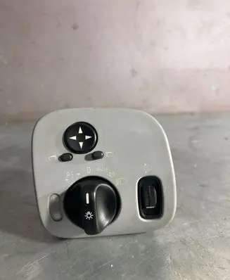 Mercedes-Benz C W203 Light switch A2035450604 04058516 2440657472