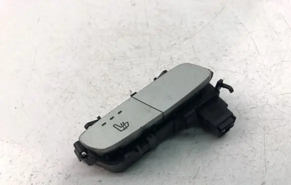 Mercedes-Benz GLC X253 C253 Seat heating switch A2139057302