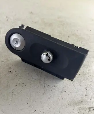 Mitsubishi Colt Wing mirror switch MN148893ZZ