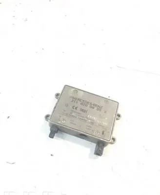 Mercedes-Benz E W211 Bluetooth antenna 2118200885 09702112 MC3000DC