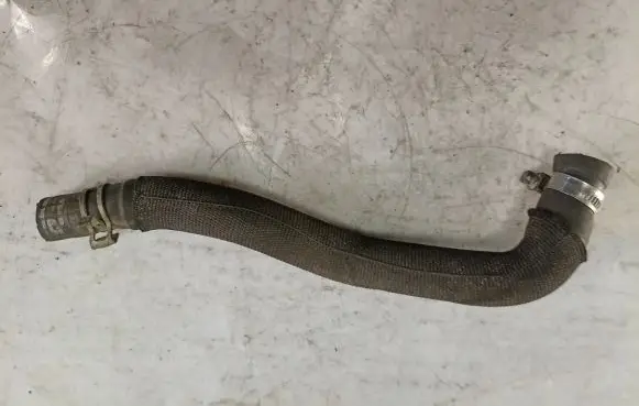 Peugeot 4007 Engine coolant pipe/hose