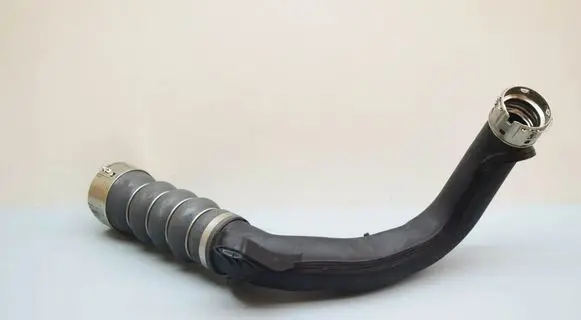 BMW X1 U11 Intercooler hose/pipe 5A4D508