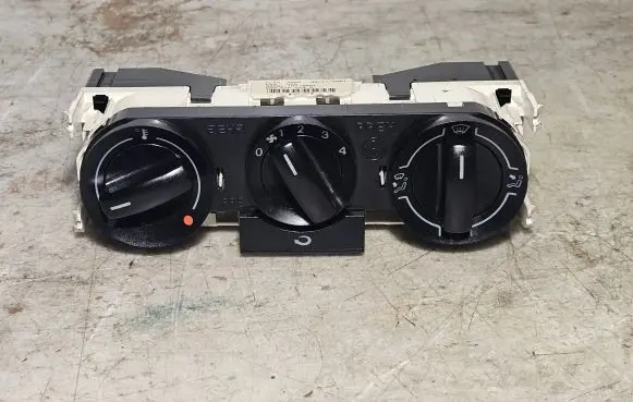 Volkswagen Polo Climate control unit 6Q0819045Q