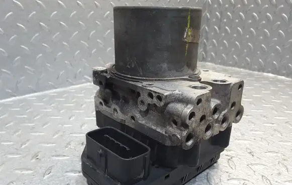 Mazda 6 ABS Pump GAM7437A0 1338004451 K0089