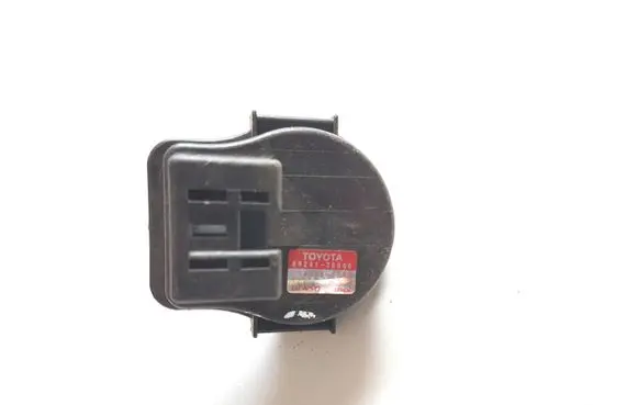 Lexus GS 300 350 430 450H Sensor 1943003040 8924130040