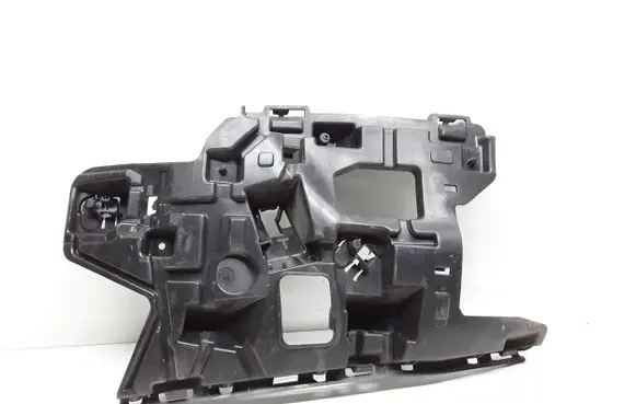 Front bumper mounting bracket