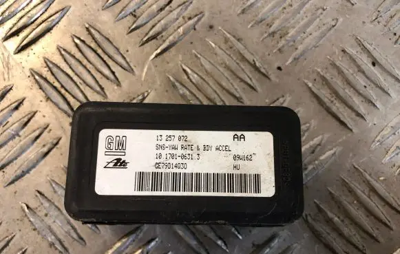 Opel Astra H ESP acceleration yaw rate sensor 13257072 GE79D14Q30 10170106313