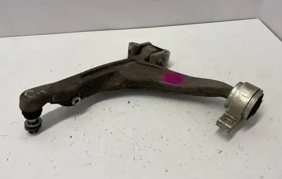 Volvo XC60 Front lower control arm/wishbone
