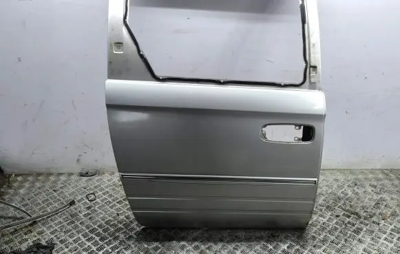Chrysler Voyager Side sliding door 