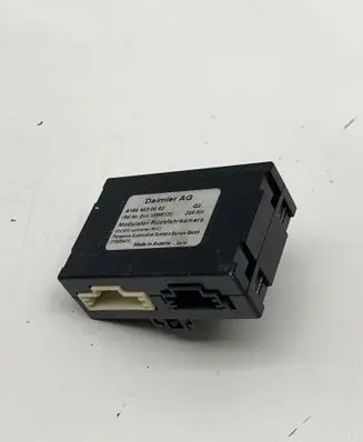 Mercedes-Benz E W212 Camera control unit module A1645430062 11550431 100000125