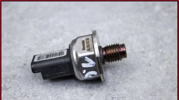 Fuel pressure sensor