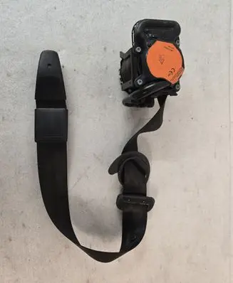 Porsche Macan (95B) Front seatbelt 95B857705C