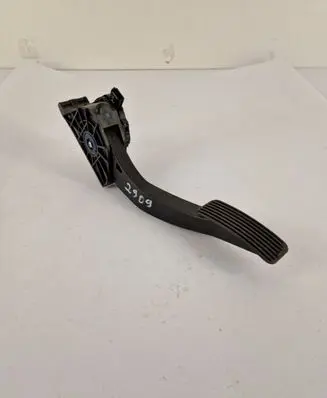 Opel Insignia B Accelerator throttle pedal 84344892