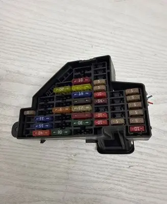 Volkswagen Golf V Fuse box set 1K2941824