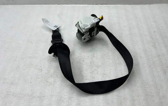 Audi Q2 - Front seatbelt 34213001C
