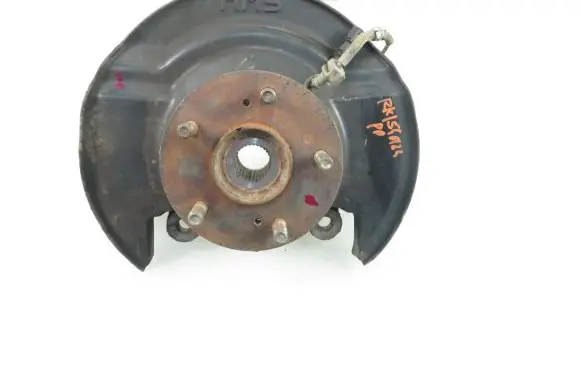 Honda CR-V Front wheel hub spindle knuckle