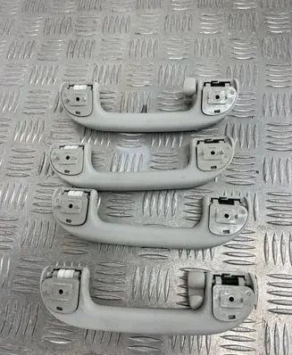 Jeep Cherokee A set of handles for the ceiling 