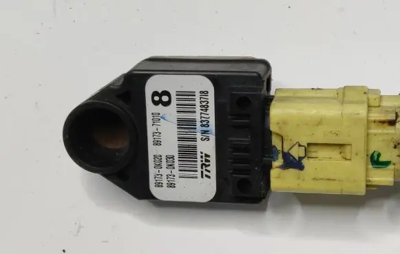 Toyota Hilux (AN10, AN20, AN30) Airbag deployment crash/impact sensor 891730K030 8377483718 8917371010