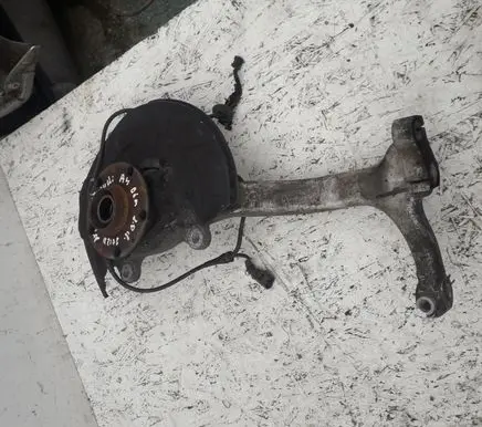 Audi A4 S4 B7 8E 8H Front wheel hub