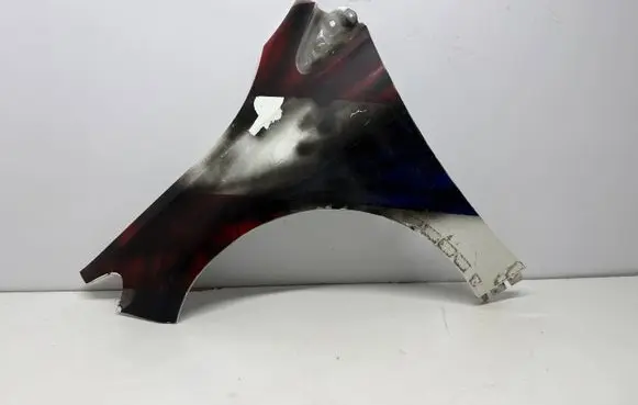 Mercedes-Benz B W247 Fender 