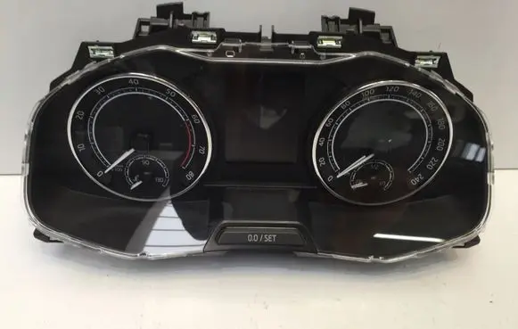Skoda Scala Speedometer (instrument cluster) 654920740