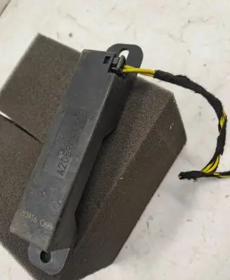 Mercedes-Benz E W213 Keyless (KESSY) go control unit/module A2059053005
