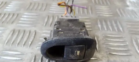 Citroen Xsara Electric window control switch 2594301