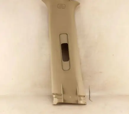 Nissan X-Trail T32 (B) pillar trim (bottom) 769144CE0A