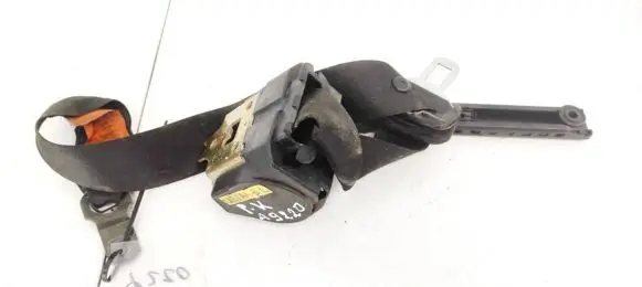 BMW 7 E38 Front seatbelt 8198571 566175100
