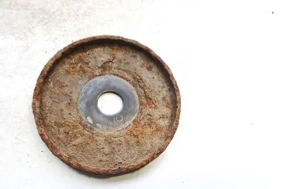 Toyota Avensis T270 Coil spring mount 