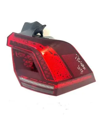 Volkswagen Tiguan Rear/tail lights 2SD01252102