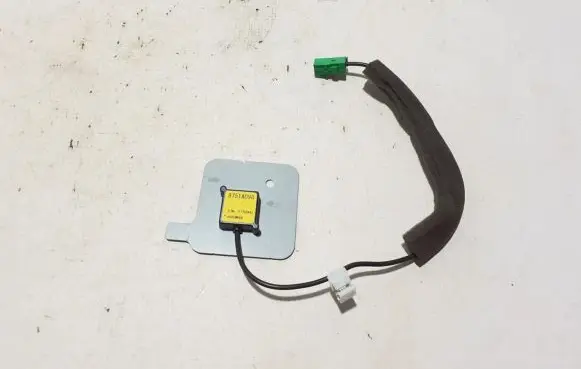 Mitsubishi Outlander Aerial GPS antenna 8751A098